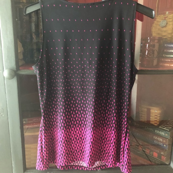 Sleeveless Calvin Klein Top NWOT - Picture 2 of 4